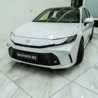 تویوتا کمری LE