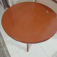 میز گرد کاملا سالم