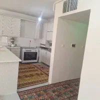 فاز ۴ دو خواب فول روبروی مترو بلوک کم جمعیت