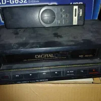 ویدیو آیواهمراه با کنترل