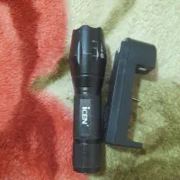 چراغ قوه شارژی