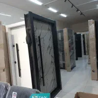 درب داخلی. اتاقی ، حجاب ، سرویس ، ضد آب