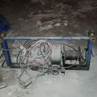 بالابر ساختمانی یک تنی کارکرده