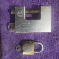 دو عدد حراج