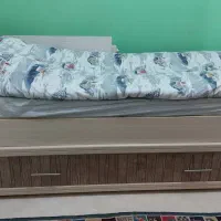بوفه و تختخواب دونفره-نوجوان دراور بهمراه پا تختی|تخت و سرویس خواب|تهران, صادقیه|دیوار