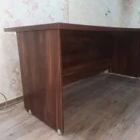 میز اداری بزرگ