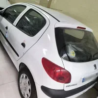 پژو۲۰۶تیپ ۲ صفرخشک