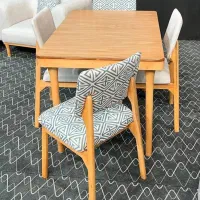 میز ناهار خوری ۴نفره+ قیمت استثنایی