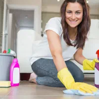 نیازمند خدمتکار خانم