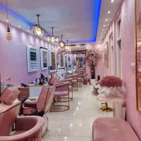 جذب همکار در لاین های زیبایی به صورت اجاره