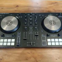 دستگاه دیجی traktor s2 mk3
