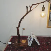 چراغ خواب و مطالعه چوبی