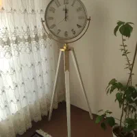 ساعت ایستاده 1300