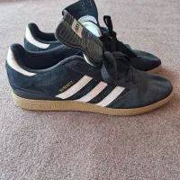 کتونی.کتانی آدیداس اورجینال سایز 44 و 45