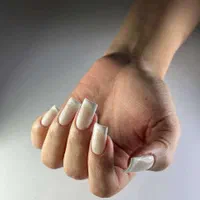 کاشت و طراحی و ناخن حرفه‌ای در کوی فردوس (صادقیه)|خدمات آرایشگری و زیبایی|تهران, فردوس|دیوار