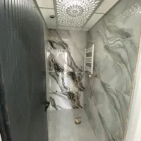 155متر/سه خوابه/با پارکینگ/همکف/زیر قیمت