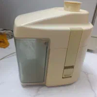 آبمیوه گیری در حد نو