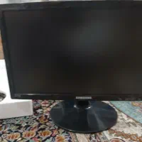 کیس به همراه مانیتور