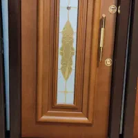 ساخت و نصب انواع درب های چوبی