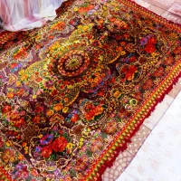 گلیم یا روفرشی ابریشم باقدمت ۵۰ ساله|روفرشی|نهاوند, |دیوار
