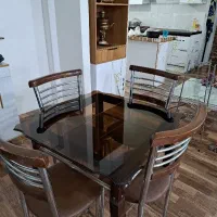 میز ناهارخوری