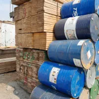 تخته بنایی +بشکه+ نردبان چوبی + الوار روسی+ فرغون