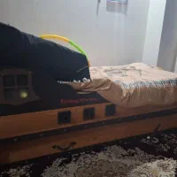 تخت پسرانه اپادانا