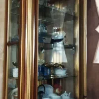 بوفه زیبا و سالم وآیینه دار