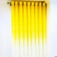 والن پرده نو هنوز آب نخورده و تخت یک نفره و.