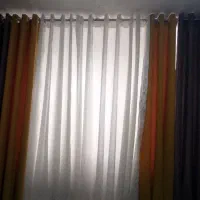 یک عدد پرده با والان