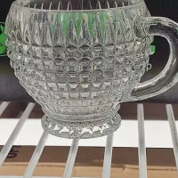 دو دست استکان و بشقاب میوه خوری. با شیرینی خوری