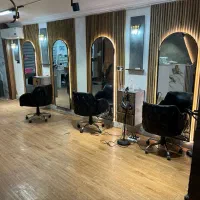 واگذاری۸۰متر همکف شیک سالن زیبایی هاشمیه