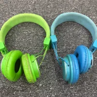 دو عدد هدفون