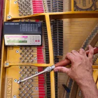 کوک و رگلاژ پیانو و کارشناسی و مشاوره در خرید