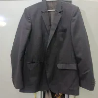 دو عدد کت و شلوار سایز ۴۴ و ۵۲
