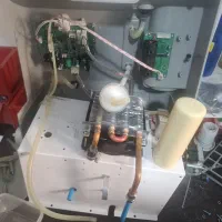 سرویس کامل کمپرسور دستگاه اکسیژن‌ساز ساز رفع صدا