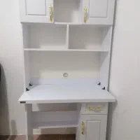 میز تحریر و کمد در حد نو