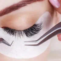 اکستنشن مژه / لیفت و لمینت مژه و ابرو