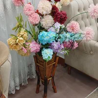 گل مصنوعی با گلدان