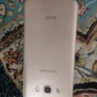 یک عدد گوشی جی ۷