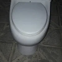 توالت فرنگی اریا سرام دست دوم