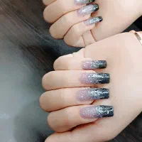 کاشت ناخن|خدمات آرایشگری و زیبایی|شیراز, سلطان آباد|دیوار