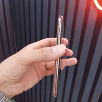 اپل iPhone XS با حافظهٔ ۲۵۶ گیگابایت