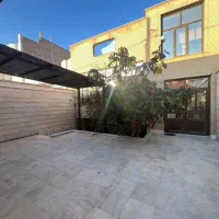 ۱۸۰متر مسکونی ۲نبش باجک همکف و بالا