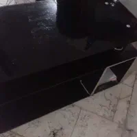 میز تلویزیون شیشه ای
