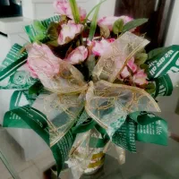 هدیه سبد گل مصنوعی باکس گل تولد