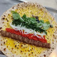 تهیه غذای لیان