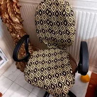 صندلی تکی و صندلی گردان|صندلی و نیمکت|قم, هفت تیر|دیوار