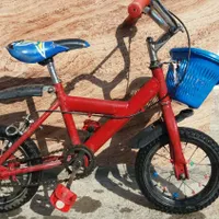 دوچرخه ۱۲|دوچرخه، اسکیت، اسکوتر|صحنه, |دیوار