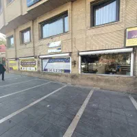 اجاره میز در دفتر پیشخوان برای شغل مرتبط